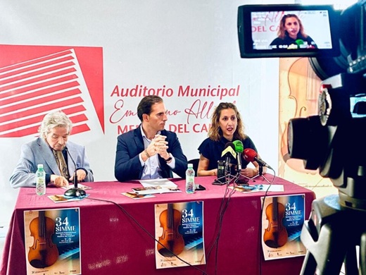 Emiliano Allende, Guzmán Gómez y Cristina Aranda // De la Fuente Emiliano Allende, Guzmán Gómez y Cristina Aranda // De la Fuente